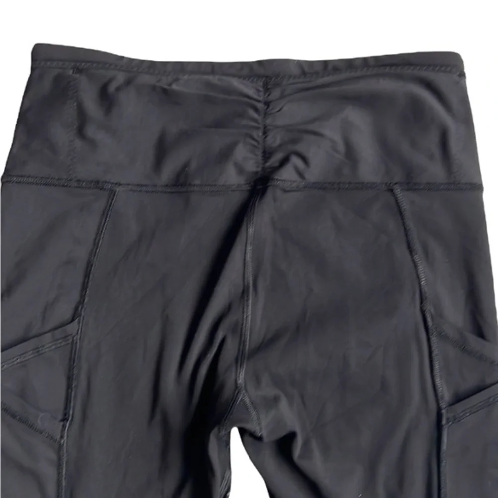 Lululemon Outrun 17" Crop Leggings Black Size 6 - Picture 9 of 13